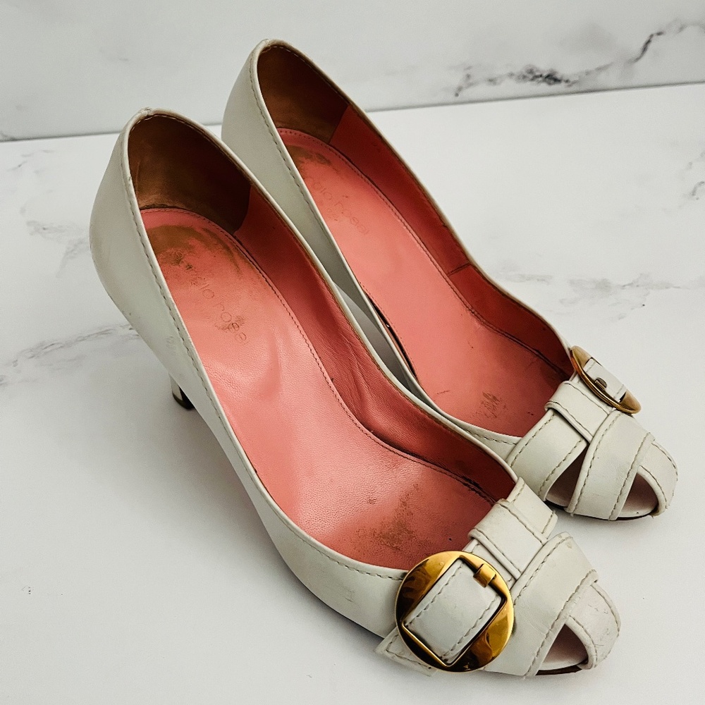 Sergio Rossi Gold Buckle White Leather Heels